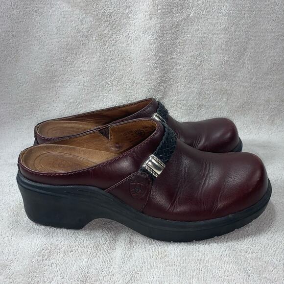 Ariat Womens Western Clog Shoes Size 6.5B Burgundy Leather Slides Mules 93263 - Picture 1 of 8